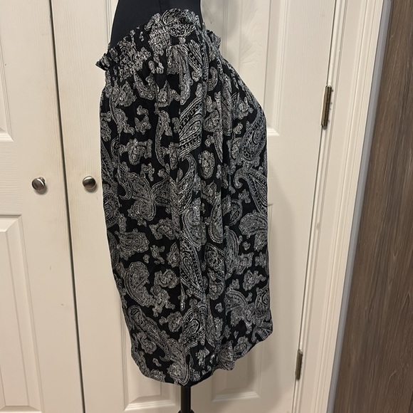 MICHAEL Michael Kors Paisley Print Off-The-Shoulder Top - Picture 6 of 10